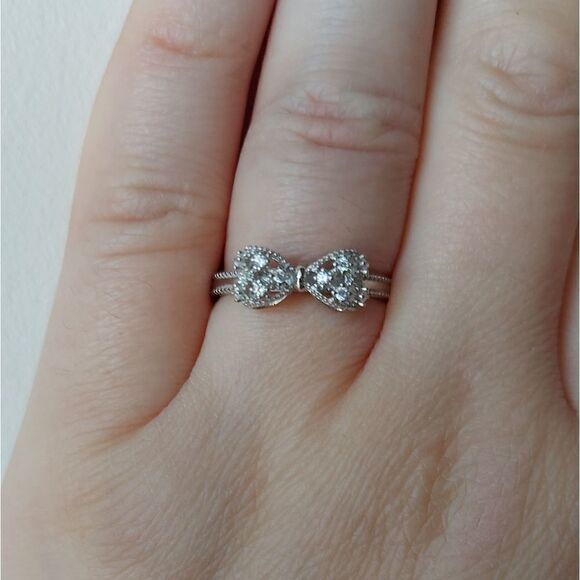 925 Sterling Silver Bow Ring - Picture 7 of 9